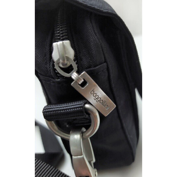 Baggallini Black Nylon Zipper Pockets Credit Card Slots Crossbody Bag - Picture 7 of 13